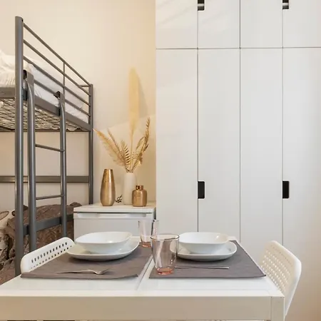 Apartment I Host - Alessi 10 *