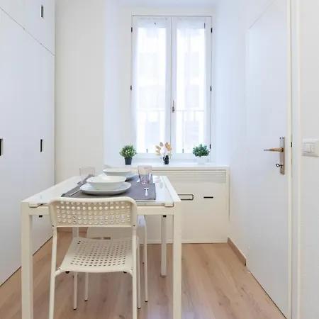 I Host - Alessi 10 Apartment Mailand