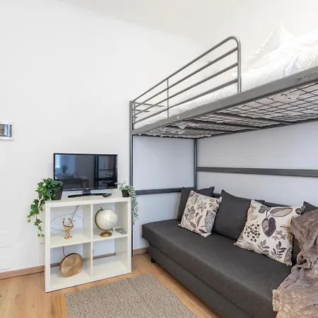 Apartment I Host - Alessi 10 *